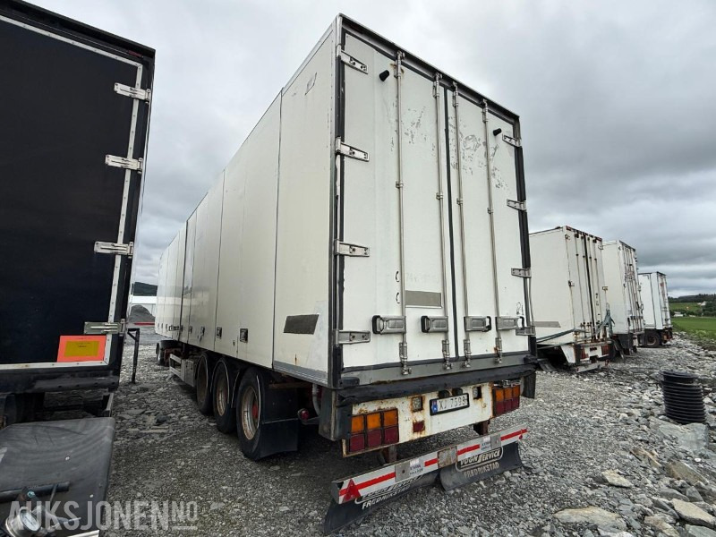 2007 SCHWERINER Krone Thermo King SL-400e kjøletralle rep objekt - Pótkocsi: 4 kép. 2007 SCHWERINER Krone Thermo King SL-400e kjøletralle rep objekt - Pótkocsi: 4 kép.