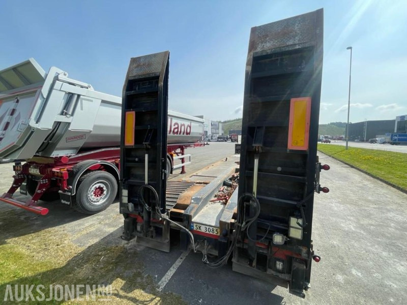 2012 FERRO-TRAILER MASKINTRALLE - 4 AKSLET - MED HYD.BREDDING - UTTREKK - HYD.KJØREBROER - TILLATT TOTALVEKT: 66000 KG. - Pótkocsi: 4 kép. 2012 FERRO-TRAILER MASKINTRALLE - 4 AKSLET - MED HYD.BREDDING - UTTREKK - HYD.KJØREBROER - TILLATT TOTALVEKT: 66000 KG. - Pótkocsi: 4 kép.
