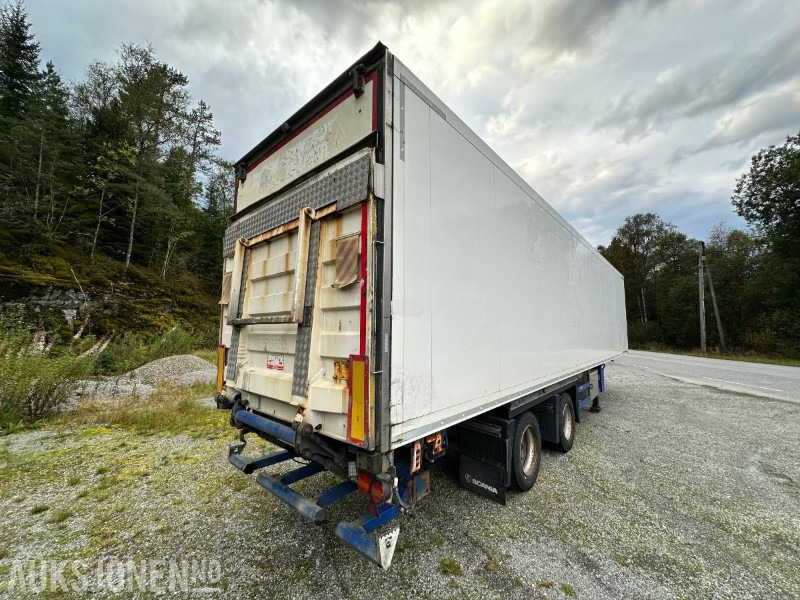 2014 Schmitz CARGOBULL SKO 20/LZG-13.4 FP 80/45 med lift - Pótkocsi: 5 kép. 2014 Schmitz CARGOBULL SKO 20/LZG-13.4 FP 80/45 med lift - Pótkocsi: 5 kép.