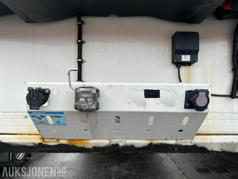 Ekeri FNA Frysesemi 2013 – Carrier Vector 1950 MT – Sideåpning – EU-godkjent til 07/2026 - Pótkocsi: 4 kép. Ekeri FNA Frysesemi 2013 – Carrier Vector 1950 MT – Sideåpning – EU-godkjent til 07/2026 - Pótkocsi: 4 kép.