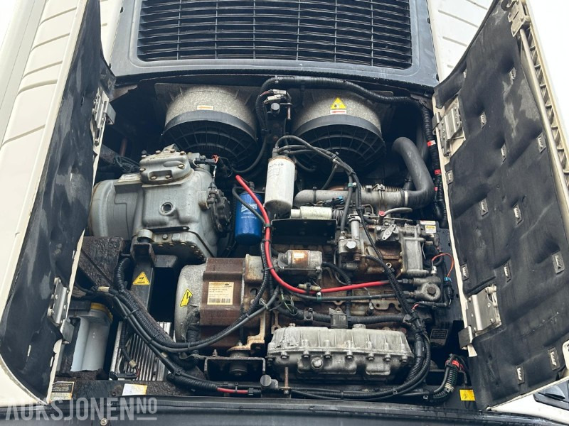 Ekeri FNA Frysesemi 2013 – Carrier Vector 1950 MT – Sideåpning – EU-godkjent til 07/2026 - Pótkocsi: 3 kép. Ekeri FNA Frysesemi 2013 – Carrier Vector 1950 MT – Sideåpning – EU-godkjent til 07/2026 - Pótkocsi: 3 kép.