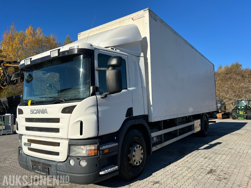 Scania P-280 - Dobozos felépítményű teherautó: 1 kép. Scania P-280 - Dobozos felépítményű teherautó: 1 kép.