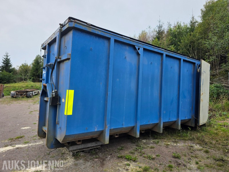 Krokcontainer 35 kubikk med hydraulisk tak - Teherautó: 2 kép. Krokcontainer 35 kubikk med hydraulisk tak - Teherautó: 2 kép.