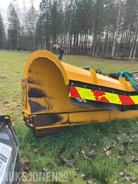 Tellefsdal K70 kasteplog – 3,1 m – 3-punktsfeste - Építőipari berendezések: 2 kép. Tellefsdal K70 kasteplog – 3,1 m – 3-punktsfeste - Építőipari berendezések: 2 kép.