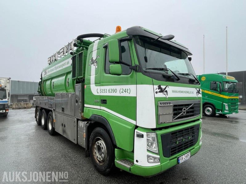 2010 VOLVO FH500 8X4 INTERCONSULT SS2343 BST3-17CR ADR SLAMSUGER MED HØYTRYKKSPYLER - 203576 KM. - Többcélú/ Speciális jármű: 2 kép. 2010 VOLVO FH500 8X4 INTERCONSULT SS2343 BST3-17CR ADR SLAMSUGER MED HØYTRYKKSPYLER - 203576 KM. - Többcélú/ Speciális jármű: 2 kép.
