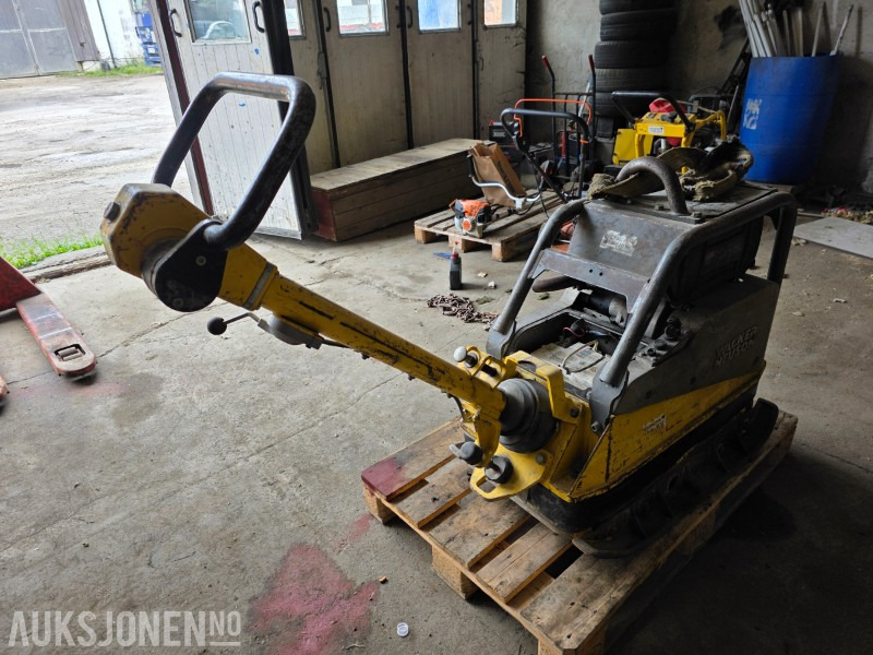 Wacker Neuson DPU 5545He - Henger: 3 kép. Wacker Neuson DPU 5545He - Henger: 3 kép.