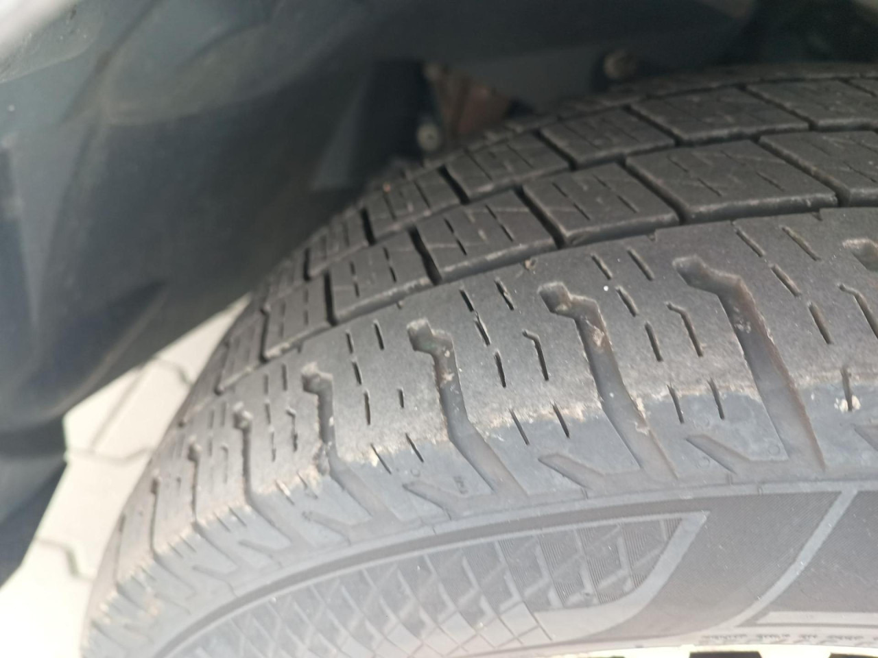 IVECO Daily 35S16A8V - Furgon: 2 kép. IVECO Daily 35S16A8V - Furgon: 2 kép.