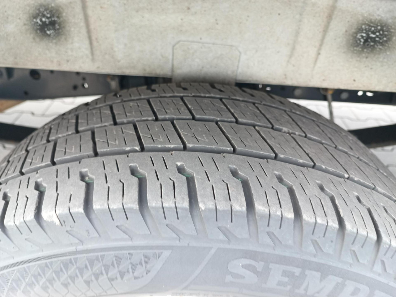 IVECO Daily 35S16A8V - Furgon: 3 kép. IVECO Daily 35S16A8V - Furgon: 3 kép.