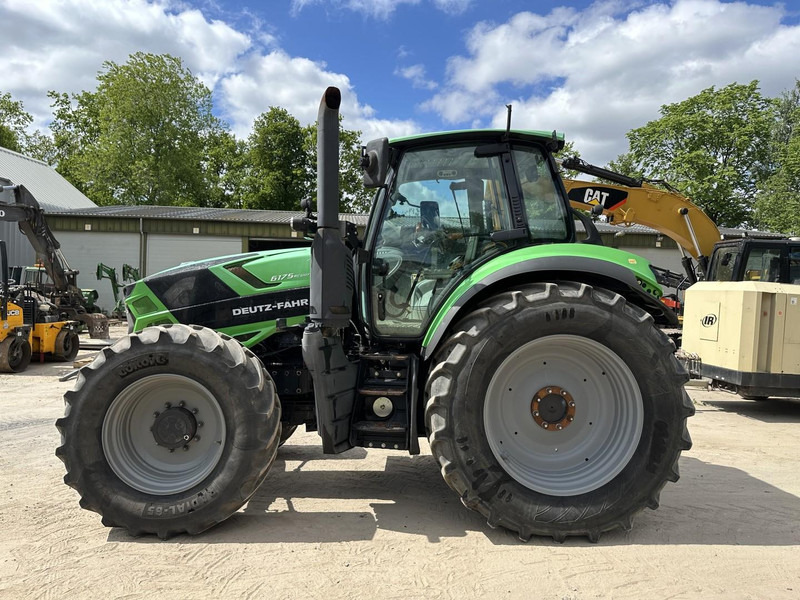 Deutz-Fahr Agrotron 6175 - Traktor: 3 kép. Deutz-Fahr Agrotron 6175 - Traktor: 3 kép.