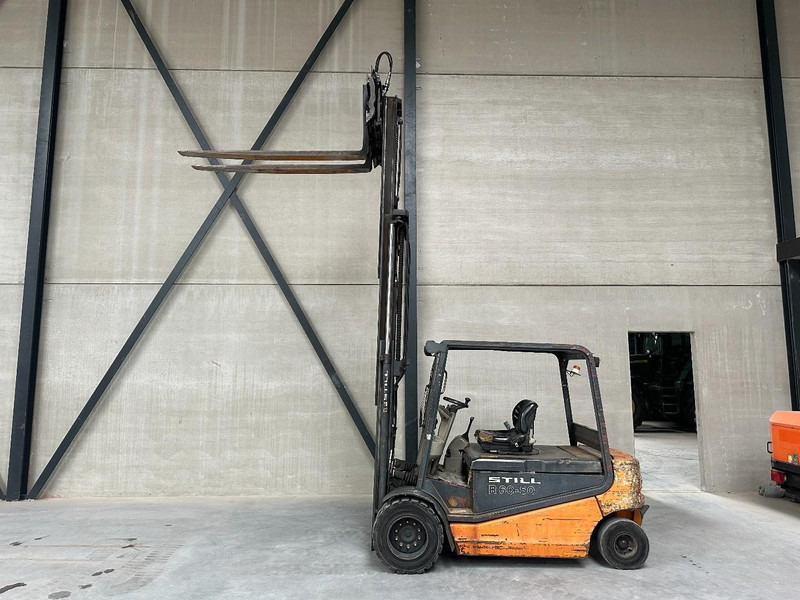 Still R 60 50 R60-50 - Good condition - Recently serviced - Elektromos targonca: 3 kép. Still R 60 50 R60-50 - Good condition - Recently serviced - Elektromos targonca: 3 kép.
