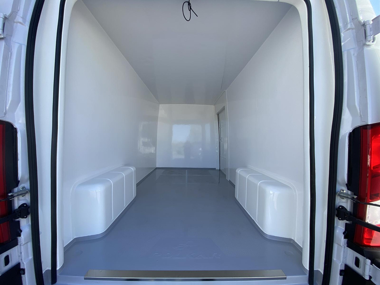 FIAT DUCATO L3H2 140PS | TIEFKÜHLFAHRZEUG -20C + KONVEKTA TK 4022 12V-230V - Hűtős kisteherautó: 4 kép. FIAT DUCATO L3H2 140PS | TIEFKÜHLFAHRZEUG -20C + KONVEKTA TK 4022 12V-230V - Hűtős kisteherautó: 4 kép.