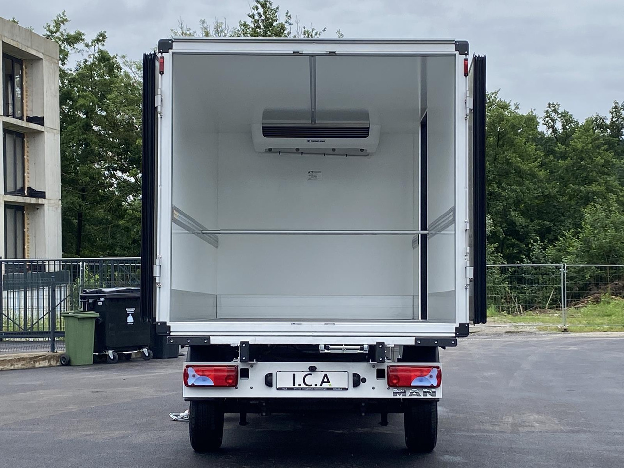 MAN TGE 3.180 TIEFKÜHLKOFFER ATP -20C 4100mm - Hűtős kisteherautó: 4 kép. MAN TGE 3.180 TIEFKÜHLKOFFER ATP -20C 4100mm - Hűtős kisteherautó: 4 kép.