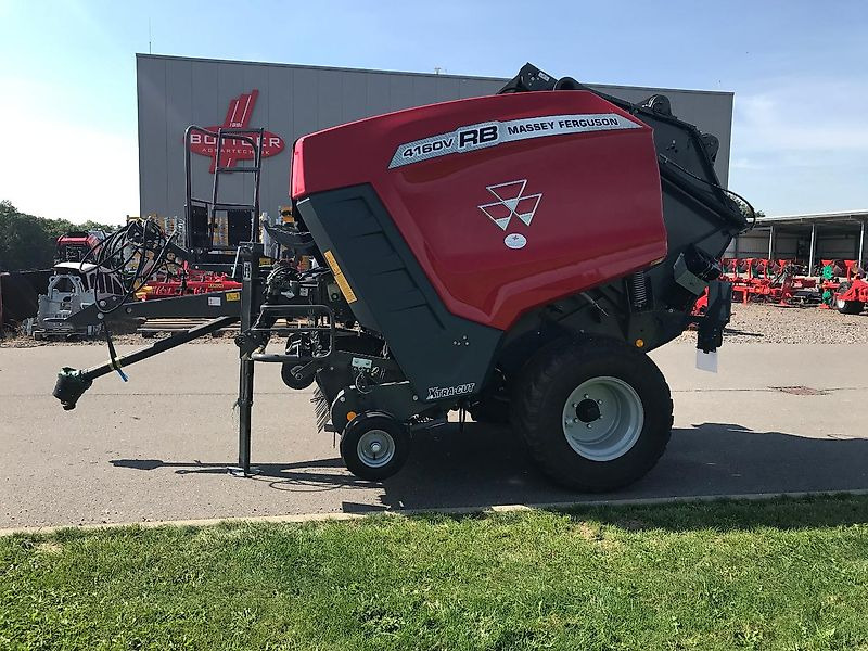 Massey Ferguson MF 4160 V Xtra / Lely - Bálázó: 2 kép. Massey Ferguson MF 4160 V Xtra / Lely - Bálázó: 2 kép.