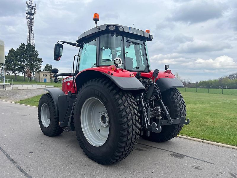 Massey Ferguson MF 6716 S Dyna-VT Efficient - Traktor: 4 kép. Massey Ferguson MF 6716 S Dyna-VT Efficient - Traktor: 4 kép.