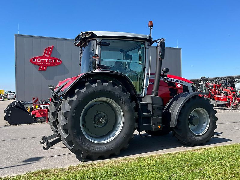 Massey Ferguson MF 8S265 Dyna-7 Exclusive - Traktor: 4 kép. Massey Ferguson MF 8S265 Dyna-7 Exclusive - Traktor: 4 kép.