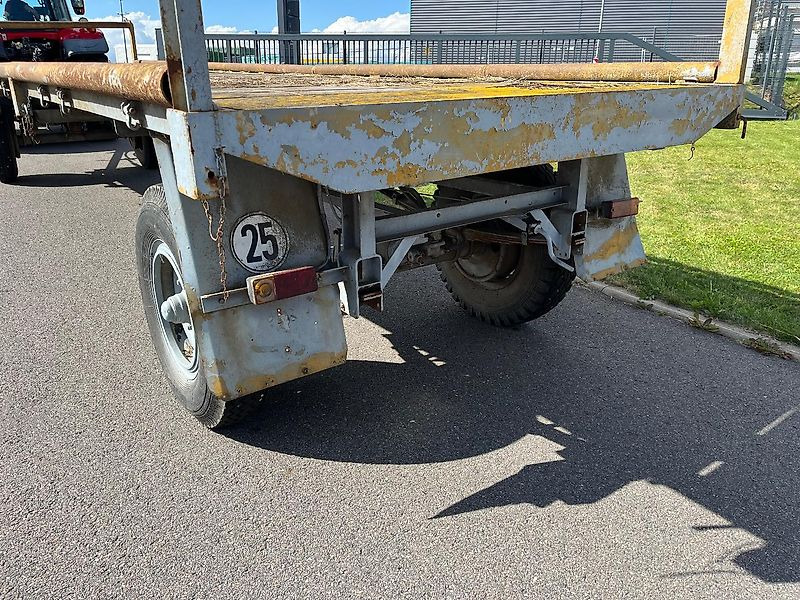 Schneider ZSB 14-1155-88 - Mezőgazdasági platós pótkocsi: 5 kép. Schneider ZSB 14-1155-88 - Mezőgazdasági platós pótkocsi: 5 kép.