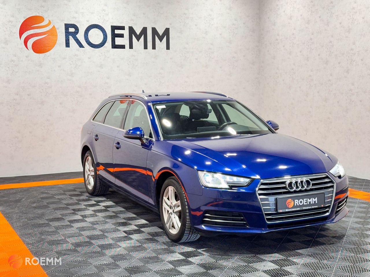 Audi A4 Avant sport*Tacho Digital*Tüv&Inspektion NEU* Audi A4 Avant sport*Garantie*Tacho Digital* - Kombi: 4 kép. Audi A4 Avant sport*Tacho Digital*Tüv&Inspektion NEU* Audi A4 Avant sport*Garantie*Tacho Digital* - Kombi: 4 kép.