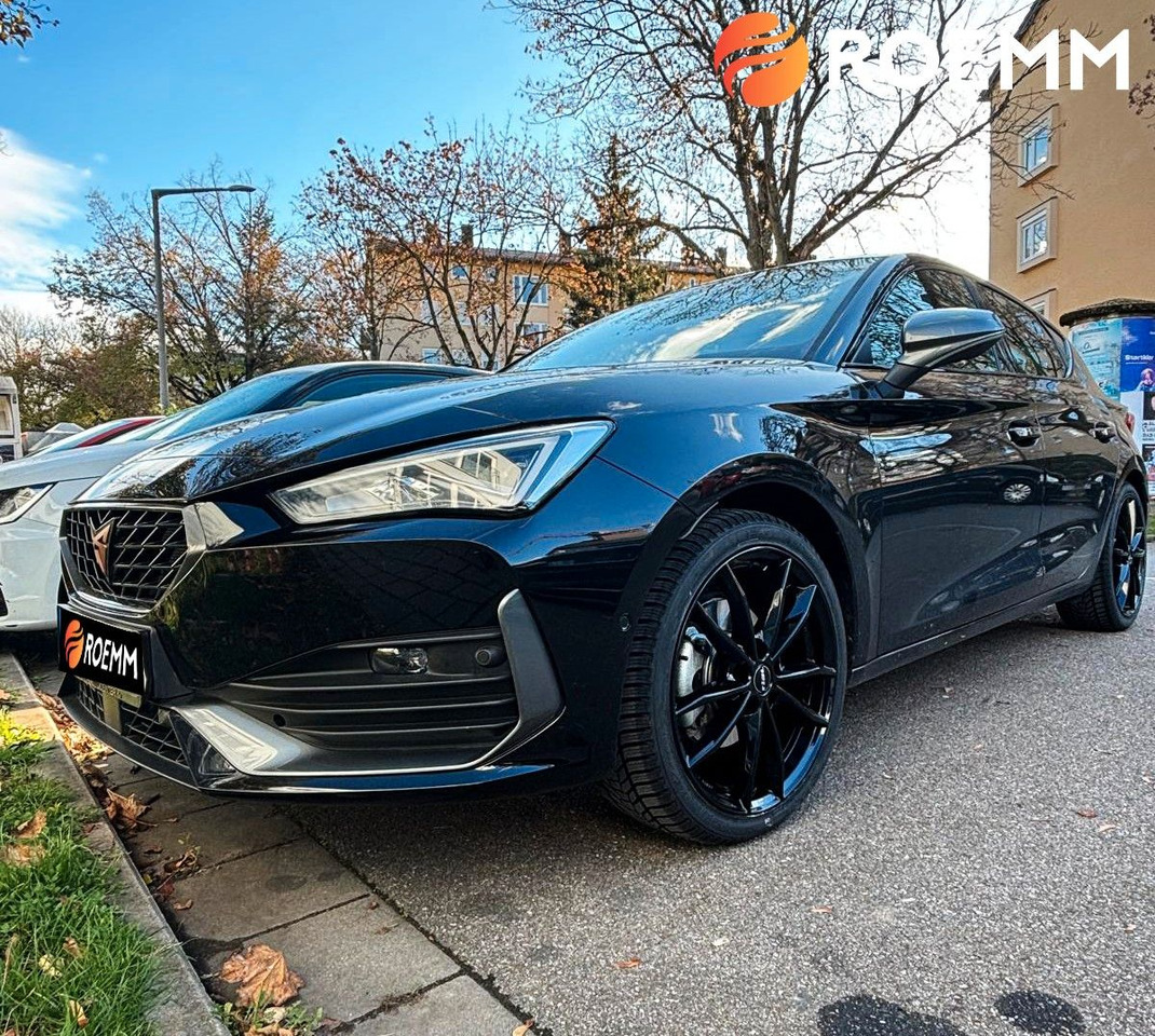 Cupra Leon Basis*ACC*LED*Tacho Digital*DAB*Memory* - Szedán: 1 kép. Cupra Leon Basis*ACC*LED*Tacho Digital*DAB*Memory* - Szedán: 1 kép.