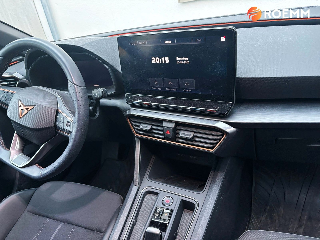 Cupra Leon Basis*ACC*LED*Tacho Digital*DAB*Memory* - Szedán: 5 kép. Cupra Leon Basis*ACC*LED*Tacho Digital*DAB*Memory* - Szedán: 5 kép.