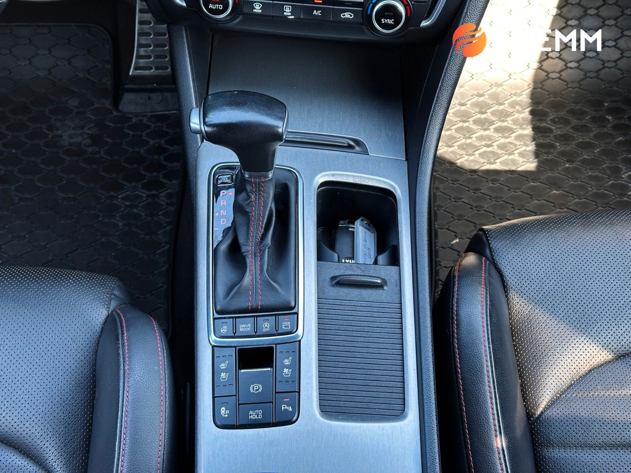 Autó Kia Optima Sportswagon GT-Line*GARANTIE*360°*Shz v&h: 22 kép.