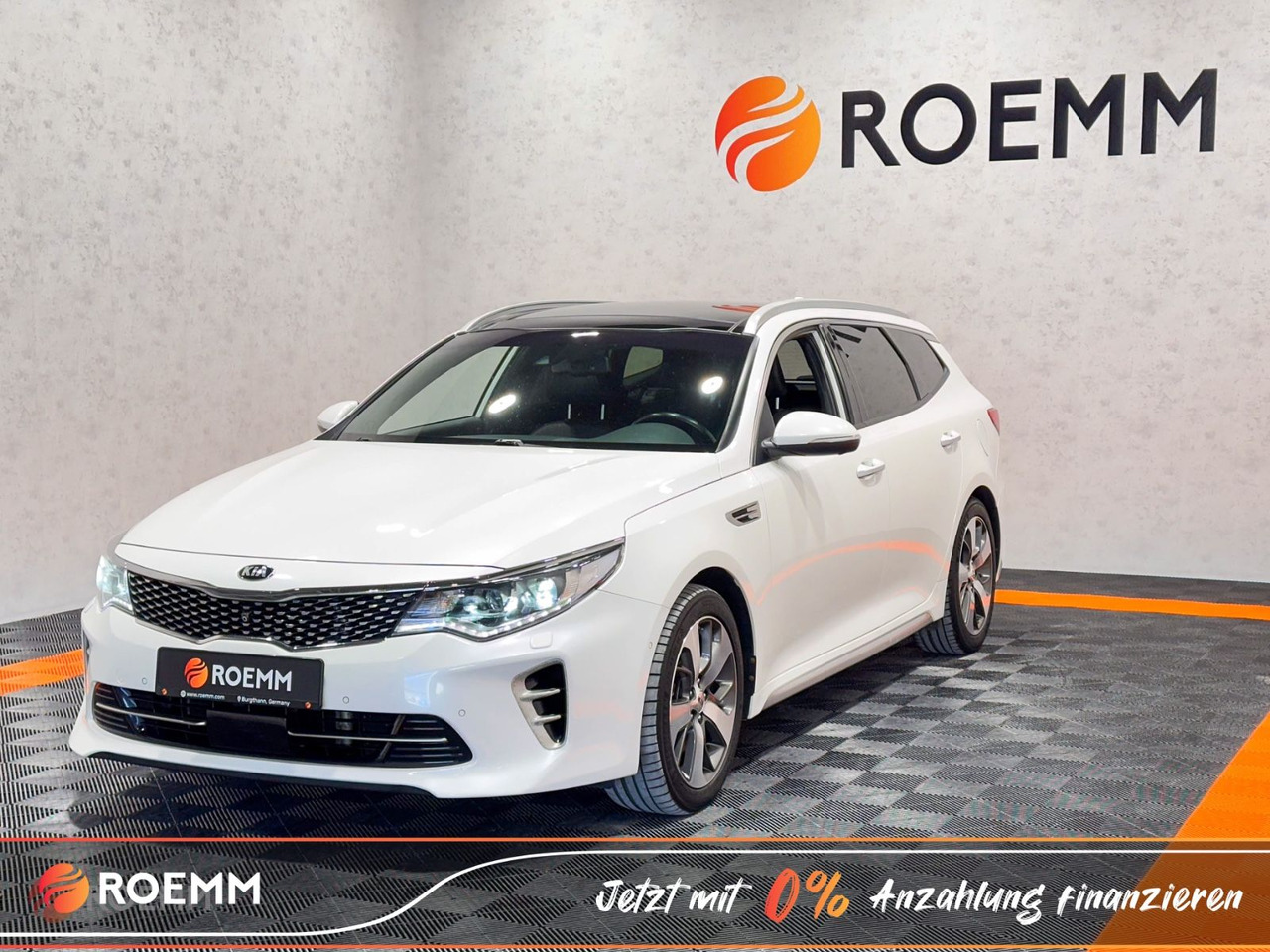 Kia Optima Sportswagon GT-Line*GARANTIE*360°*Shz v&h - Kombi: 3 kép. Kia Optima Sportswagon GT-Line*GARANTIE*360°*Shz v&h - Kombi: 3 kép.