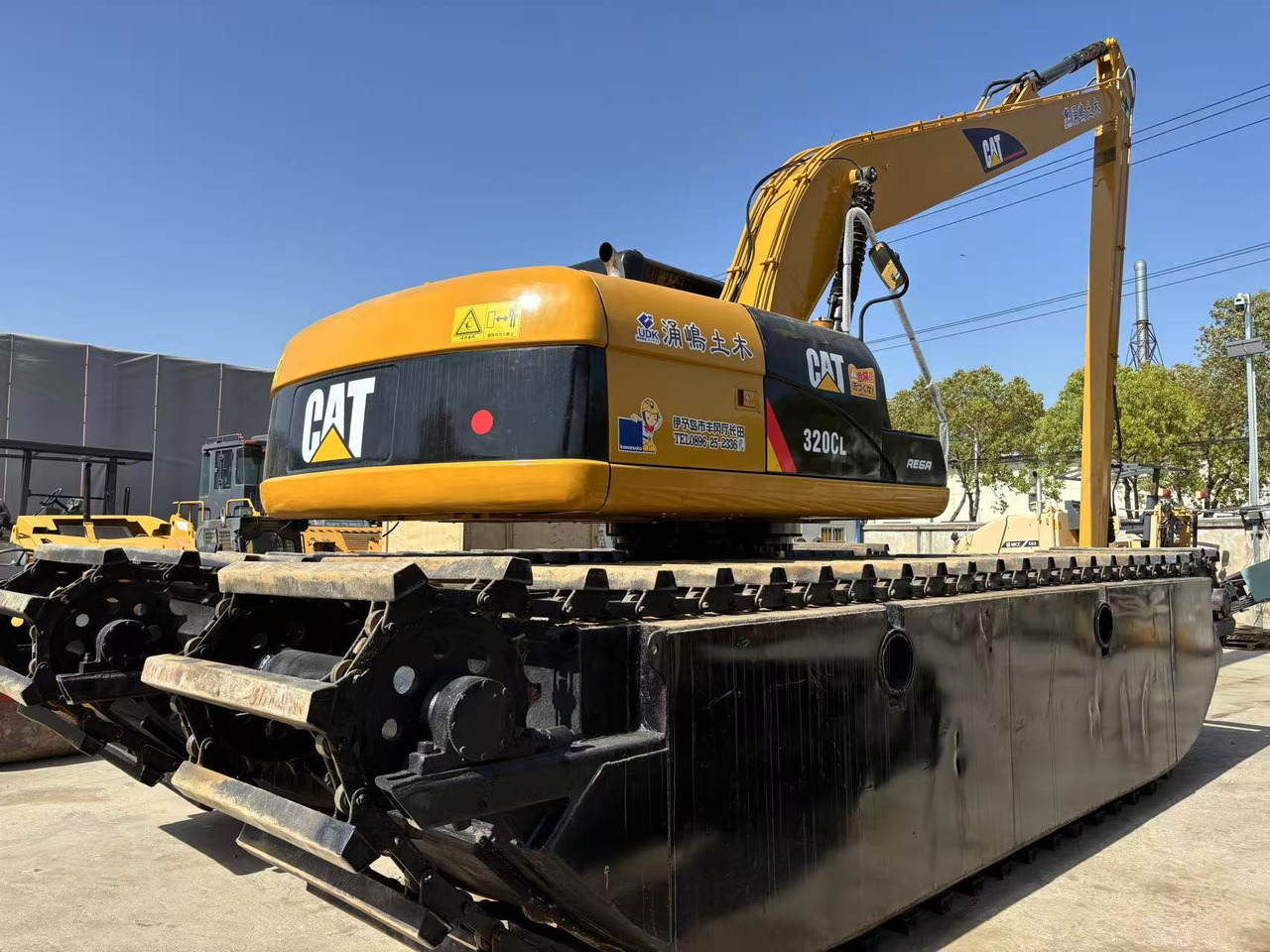 Caterpillar CAT 320C 20 Ton Floating 15M Long Boom Excavators for Sale - Kotrógép: 4 kép. Caterpillar CAT 320C 20 Ton Floating 15M Long Boom Excavators for Sale - Kotrógép: 4 kép.