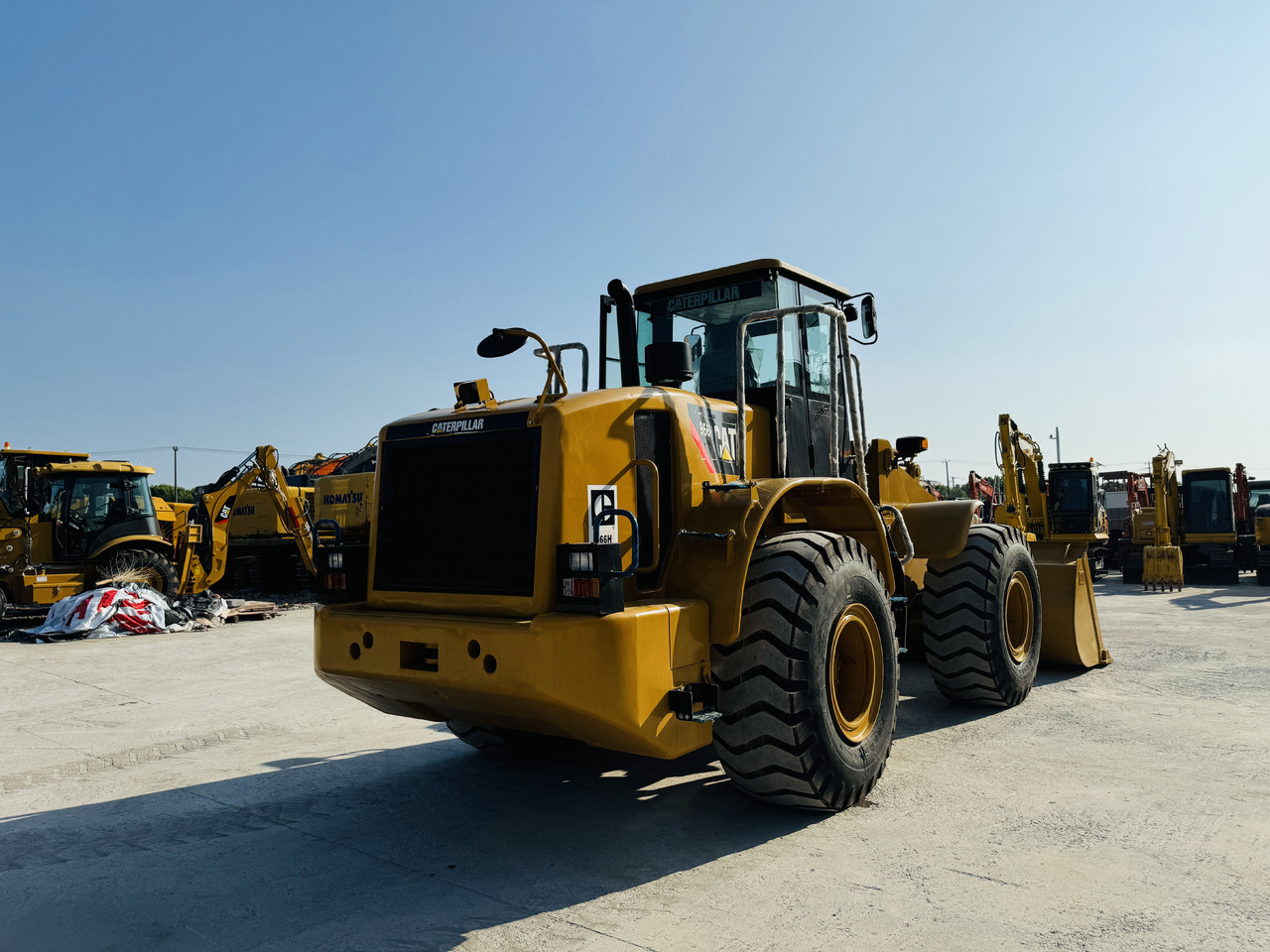 Caterpillar CAT 966 966H 966F 966G 6 Ton Used Wheel Loader and Similar Front Loaders Are Ready to Work lízing Caterpillar CAT 966 966H 966F 966G 6 Ton Used Wheel Loader and Similar Front Loaders Are Ready to Work: 10 kép. Caterpillar CAT 966 966H 966F 966G 6 Ton Used Wheel Loader and Similar Front Loaders Are Ready to Work lízing Caterpillar CAT 966 966H 966F 966G 6 Ton Used Wheel Loader and Similar Front Loaders Are Ready to Work: 10 kép.