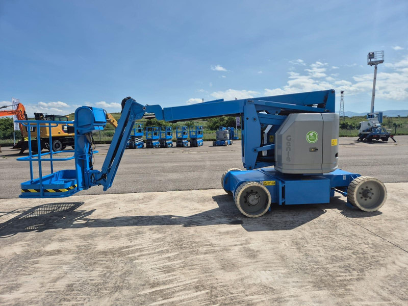 Genie Z-34/22N - Emelő: 1 kép. Genie Z-34/22N - Emelő: 1 kép.