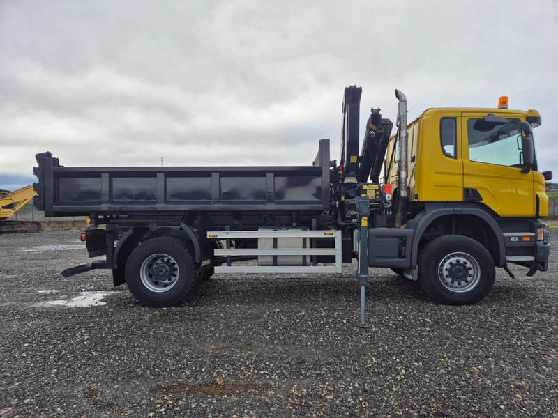 Scania P340 4x4 **2 units low km*, tipper with Fassi - Billenőplatós teherautó, Darus autó: 3 kép. Scania P340 4x4 **2 units low km*, tipper with Fassi - Billenőplatós teherautó, Darus autó: 3 kép.