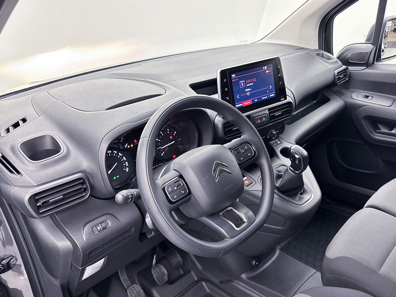 Citroën Berlingo 1.5 BlueHDI Club Carplay/Androidauto Cruise Control Airco - Kis furgon: 5 kép. Citroën Berlingo 1.5 BlueHDI Club Carplay/Androidauto Cruise Control Airco - Kis furgon: 5 kép.