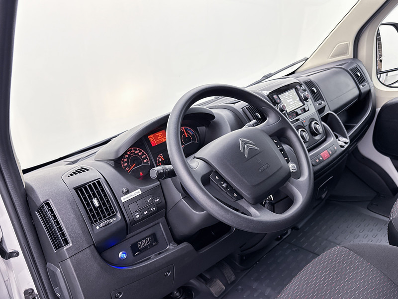 Citroën e-Jumper 435 L3 Club 75 kWh Bakwagen 270km actieradius Navigatie Bindrails Meubelbak - Dobozos kisteherautó, Elektromos kisteherautó: 5 kép. Citroën e-Jumper 435 L3 Club 75 kWh Bakwagen 270km actieradius Navigatie Bindrails Meubelbak - Dobozos kisteherautó, Elektromos kisteherautó: 5 kép.