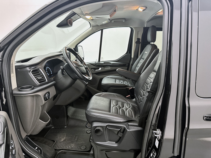 Ford Transit Custom 320 2.0 TDCI L2H1 DC Platinum edition Dubbele cabine Leder 2x schuifdeur Navigatie Stoelverwarming Trekhaak - Kis furgon, Duplakabinos kisteherautó: 4 kép. Ford Transit Custom 320 2.0 TDCI L2H1 DC Platinum edition Dubbele cabine Leder 2x schuifdeur Navigatie Stoelverwarming Trekhaak - Kis furgon, Duplakabinos kisteherautó: 4 kép.