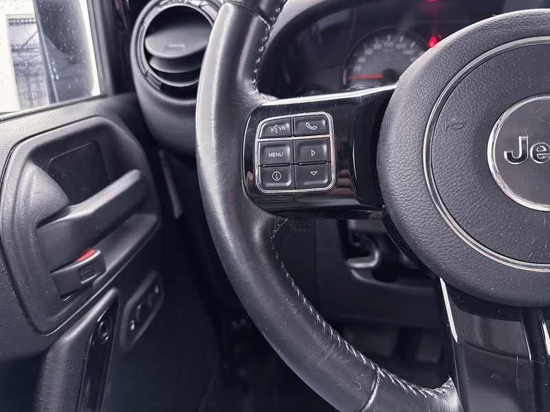Kis furgon Jeep Wrangler 2.8 CRD Night Eagle Grijs Kenteken Cruise Control Navigatie Airco Trekhaak 4X4 Alpine Audio: 20 kép.