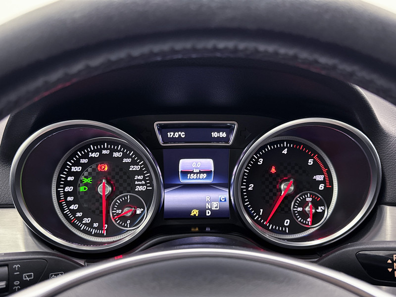 Mercedes-Benz GLE 350 D 4MATIC AMG VAN Trekhaak Leder Navigatie LED Grijs Kenteken Automatische airco - Kis furgon: 5 kép. Mercedes-Benz GLE 350 D 4MATIC AMG VAN Trekhaak Leder Navigatie LED Grijs Kenteken Automatische airco - Kis furgon: 5 kép.