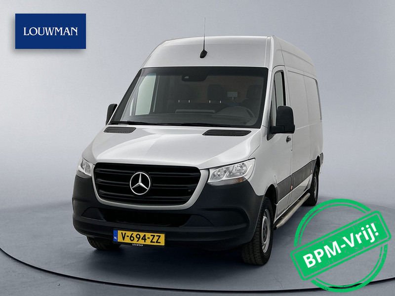 Mercedes-Benz Sprinter 314 2.2 CDI L2H2 Inrichting Navigatie Achteruitrijcamera Betimmering Cruise Control - Furgon: 1 kép. Mercedes-Benz Sprinter 314 2.2 CDI L2H2 Inrichting Navigatie Achteruitrijcamera Betimmering Cruise Control - Furgon: 1 kép.