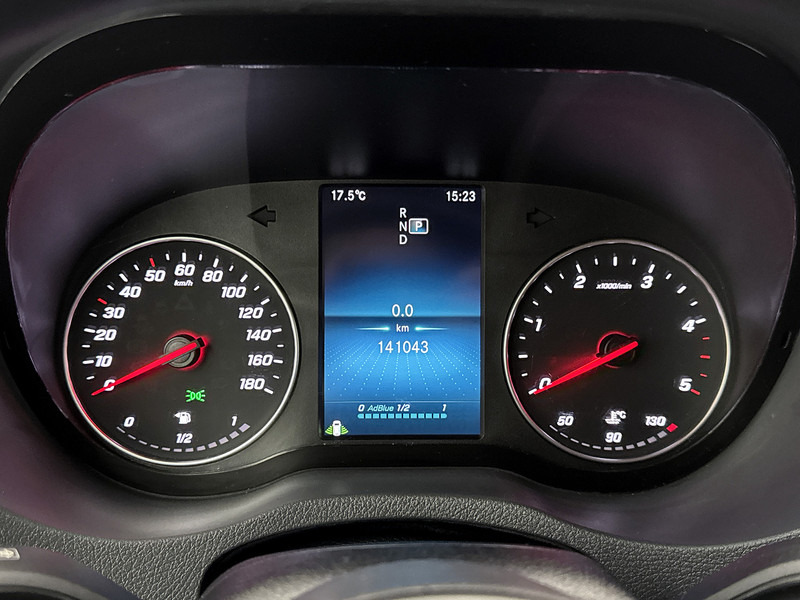 Mercedes-Benz Sprinter 315 1.9 CDI L2H2 Automaat Navigatie Luchtgeveerde stoel Camera Sidebars Cruise control Airco MBUX - Furgon: 5 kép. Mercedes-Benz Sprinter 315 1.9 CDI L2H2 Automaat Navigatie Luchtgeveerde stoel Camera Sidebars Cruise control Airco MBUX - Furgon: 5 kép.