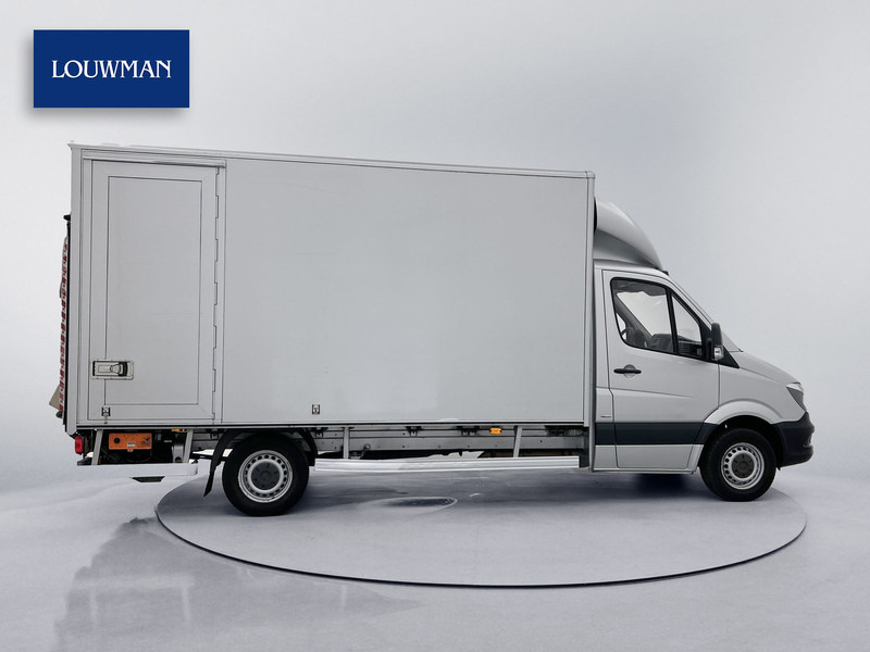 Mercedes-Benz Sprinter 316 2.2 CDI Bakwagen Meubelbak met Laadklep D'Hollandia Cruise Control Zijdeur - Dobozos kisteherautó: 3 kép. Mercedes-Benz Sprinter 316 2.2 CDI Bakwagen Meubelbak met Laadklep D'Hollandia Cruise Control Zijdeur - Dobozos kisteherautó: 3 kép.