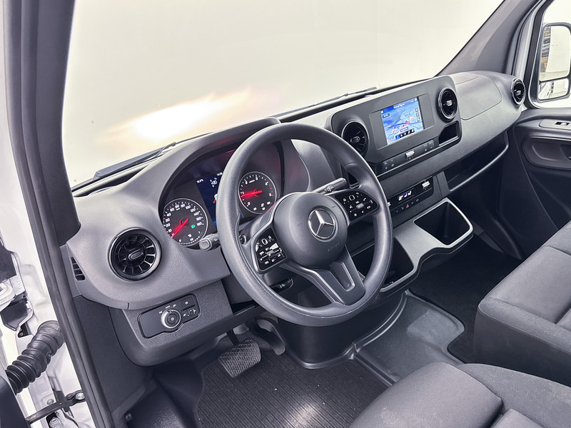Mercedes-Benz Sprinter 317 1.9 CDI L2H2 Navigatie Achteruitrijcamera Apple Carplay/Android Auto Betimmering Cruise Control - Kis furgon: 4 kép. Mercedes-Benz Sprinter 317 1.9 CDI L2H2 Navigatie Achteruitrijcamera Apple Carplay/Android Auto Betimmering Cruise Control - Kis furgon: 4 kép.