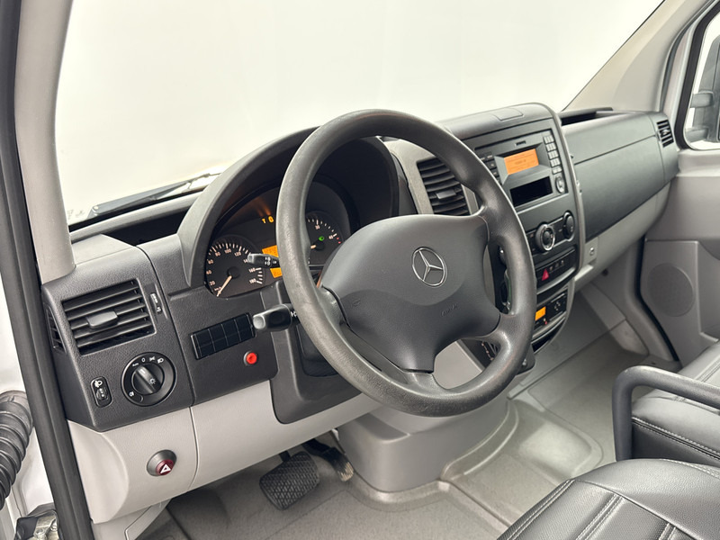 Mercedes-Benz Sprinter 516 2.2 CDI 432 Clixtar Bakwagen met Laadklep Automaat Cruise Control - Dobozos kisteherautó: 4 kép. Mercedes-Benz Sprinter 516 2.2 CDI 432 Clixtar Bakwagen met Laadklep Automaat Cruise Control - Dobozos kisteherautó: 4 kép.