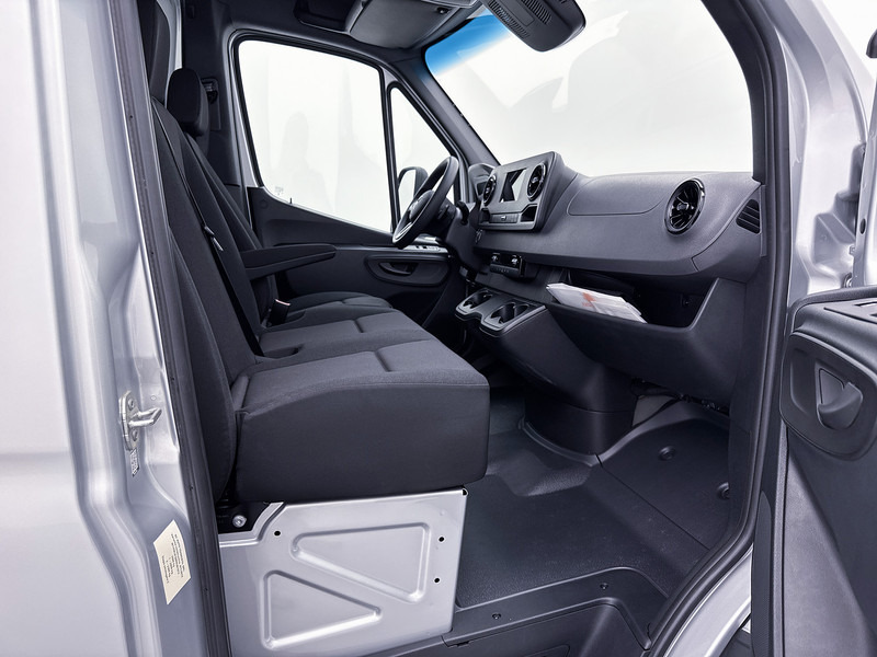 Dobozos kisteherautó Mercedes-Benz Sprinter 517 1.9 CDI Bakwagen Meubelbak 1000KG Laadklep Apple Carplay/Android Auto Cruise Control: 17 kép.
