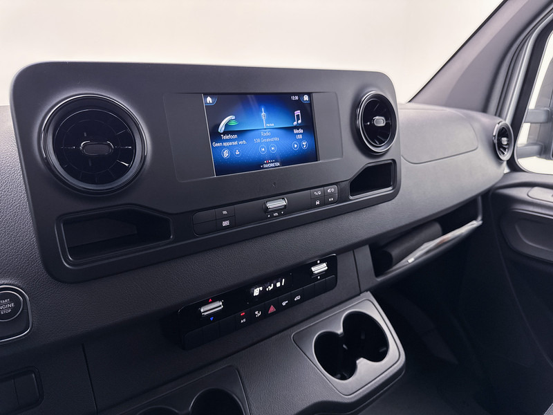 Dobozos kisteherautó Mercedes-Benz Sprinter 517 1.9 CDI Bakwagen Meubelbak 1000KG Laadklep Apple Carplay/Android Auto Cruise Control: 7 kép.