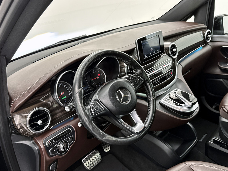 Mercedes-Benz V-Klasse 220d Lang Avantgarde Edition 8 Persoons incl. BPM Elektr schuifdeuren Nappa Leder Pano 8 zitplaatsen Geel kenteken - Autó: 4 kép. Mercedes-Benz V-Klasse 220d Lang Avantgarde Edition 8 Persoons incl. BPM Elektr schuifdeuren Nappa Leder Pano 8 zitplaatsen Geel kenteken - Autó: 4 kép.