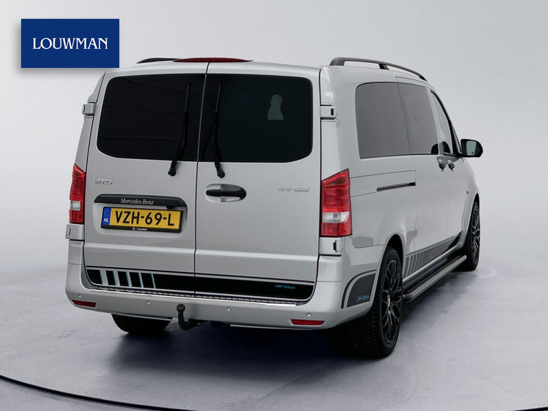 Mercedes-Benz Vito 114 CDI Extra Lang DC 19" inch AMG Dubbele Cabine XL LED Trekhaak Apple Carplay/Android Auto Achteruitrijcamera Cruise Control - Kis furgon, Duplakabinos kisteherautó: 2 kép. Mercedes-Benz Vito 114 CDI Extra Lang DC 19" inch AMG Dubbele Cabine XL LED Trekhaak Apple Carplay/Android Auto Achteruitrijcamera Cruise Control - Kis furgon, Duplakabinos kisteherautó: 2 kép.
