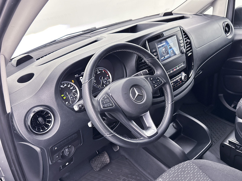 Mercedes-Benz Vito 114 CDI Extra Lang Trekhaak LED Achteruitrijcamera Apple Carplay/Android Auto Betimmering - Kis furgon: 5 kép. Mercedes-Benz Vito 114 CDI Extra Lang Trekhaak LED Achteruitrijcamera Apple Carplay/Android Auto Betimmering - Kis furgon: 5 kép.