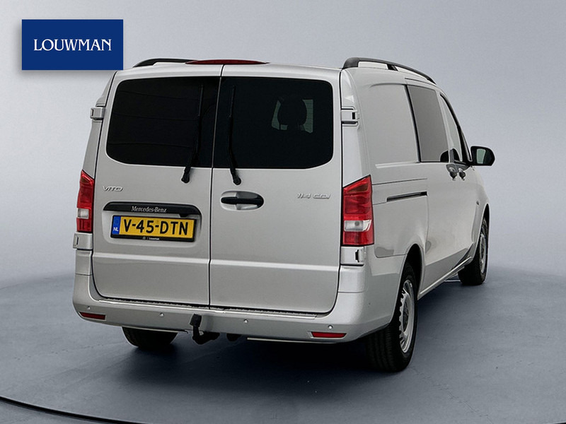 Mercedes-Benz Vito 114 CDI L2 Led koplampen Stoelverwarming Dubbele Schuifdeur Trekhaak Betimmering Cruise Control - Kis furgon: 2 kép. Mercedes-Benz Vito 114 CDI L2 Led koplampen Stoelverwarming Dubbele Schuifdeur Trekhaak Betimmering Cruise Control - Kis furgon: 2 kép.