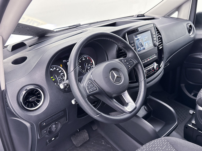 Mercedes-Benz Vito 114 CDI L3 Dubbele Cabine Led DC Trekhaak Apple Carplay/Android Auto Achteruitrijcamera Cruise Control - Kis furgon, Duplakabinos kisteherautó: 4 kép. Mercedes-Benz Vito 114 CDI L3 Dubbele Cabine Led DC Trekhaak Apple Carplay/Android Auto Achteruitrijcamera Cruise Control - Kis furgon, Duplakabinos kisteherautó: 4 kép.