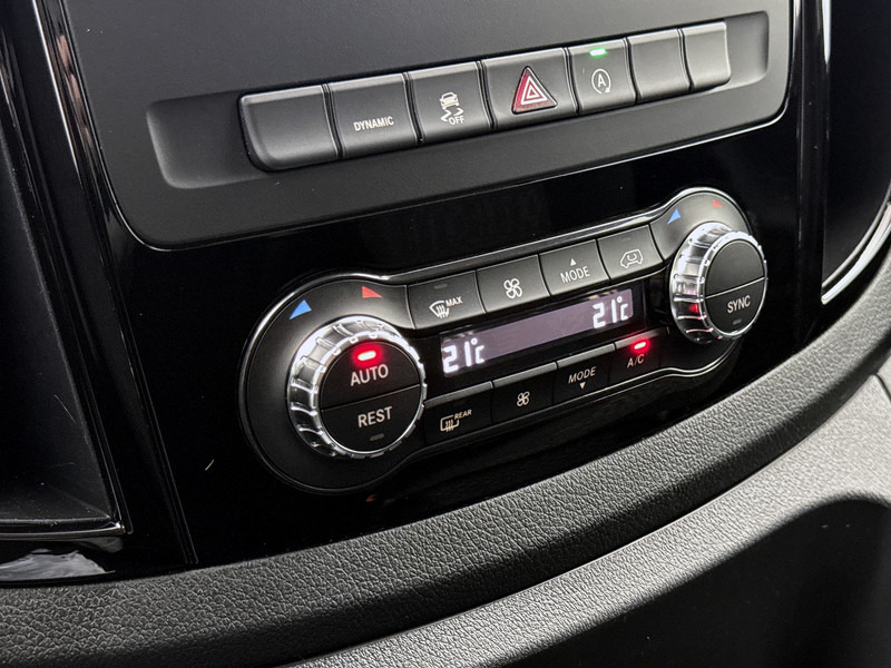 Kis furgon, Duplakabinos kisteherautó Mercedes-Benz Vito 119 CDI Lang DC 2x schuifdeur Dubbele cabine Navigatie Trekhaak Climate control Sidebars: 14 kép.