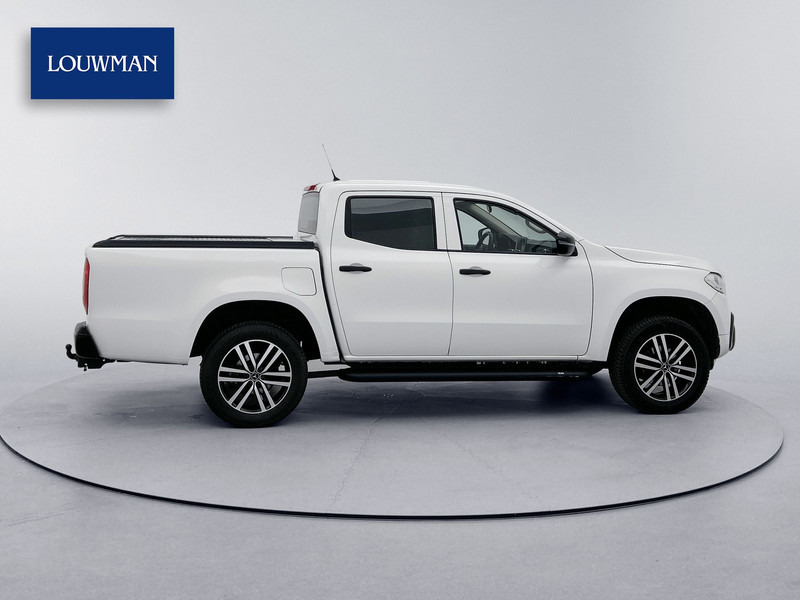 Mercedes-Benz X-Klasse 220 d 4-MATIC Pure Roll-cover 3.5t trekhaak Camera Stoelverwarming - Pickup: 3 kép. Mercedes-Benz X-Klasse 220 d 4-MATIC Pure Roll-cover 3.5t trekhaak Camera Stoelverwarming - Pickup: 3 kép.