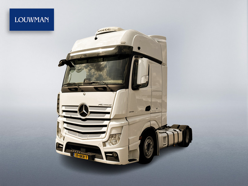 Mercedes-Benz ACTROS 1848 LS GIGASPACE Lowliner - Nyergesvontató: 1 kép. Mercedes-Benz ACTROS 1848 LS GIGASPACE Lowliner - Nyergesvontató: 1 kép.