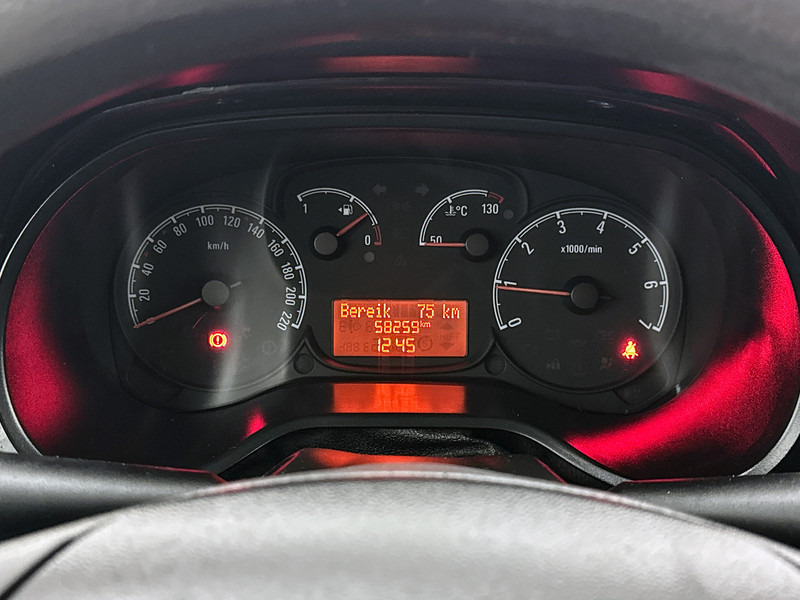 Opel Combo 1.4 L2H1 ecoFLEX Benzine Airco Imperiaal - Kis furgon: 5 kép. Opel Combo 1.4 L2H1 ecoFLEX Benzine Airco Imperiaal - Kis furgon: 5 kép.